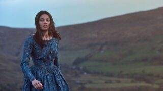 ‘Emily’ Evaluate: Emma Mackey Excels as Emily Brontë in Speculative Biopic