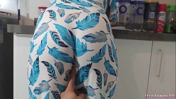 Mi Hijastra Hermosa Es Mi Esclava Sexual Cuando su Mama no Esta en Casa