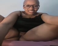 Mzansi Milf Pussy Play Solo