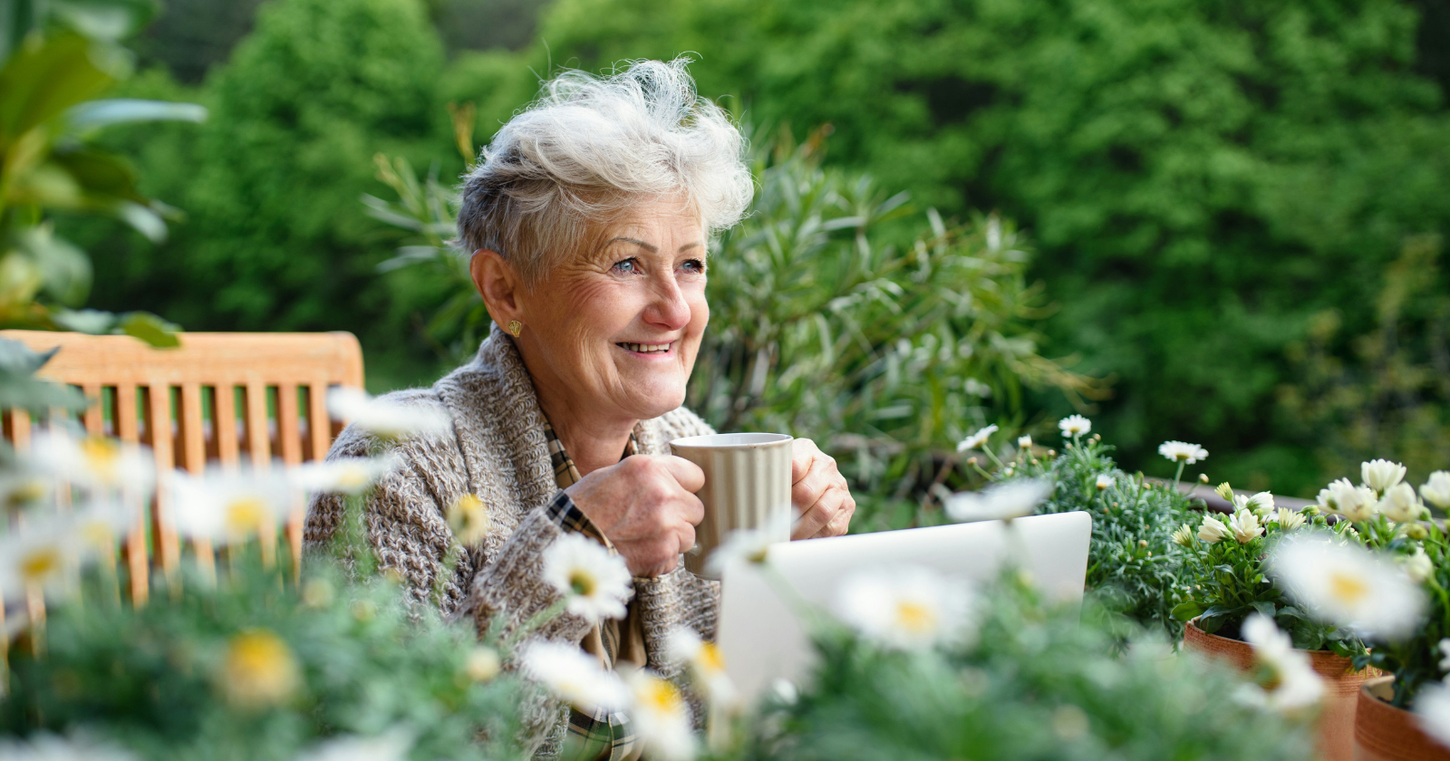 The Life of Riley: A 107-Year-Old’s Unique Journey Through History and Connection via Blogging
